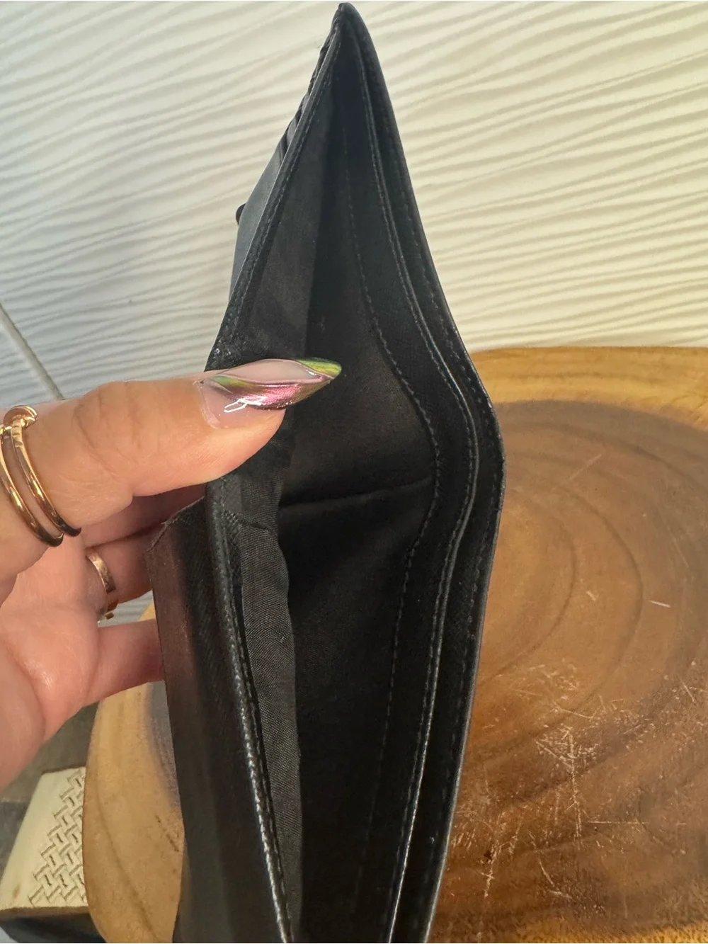 Vintage preloved Prada Black Saffiano Leather Men's Bi-Fold Wallet with Logo